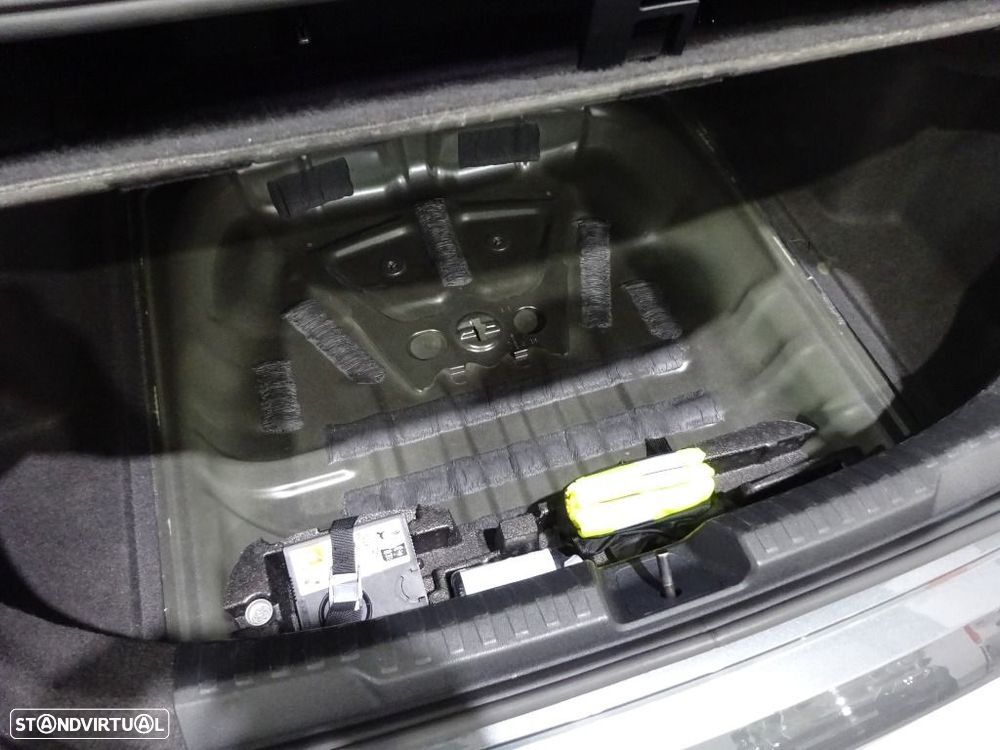 Audi A3 Limousine 30 TFSI S line S tronic - 33