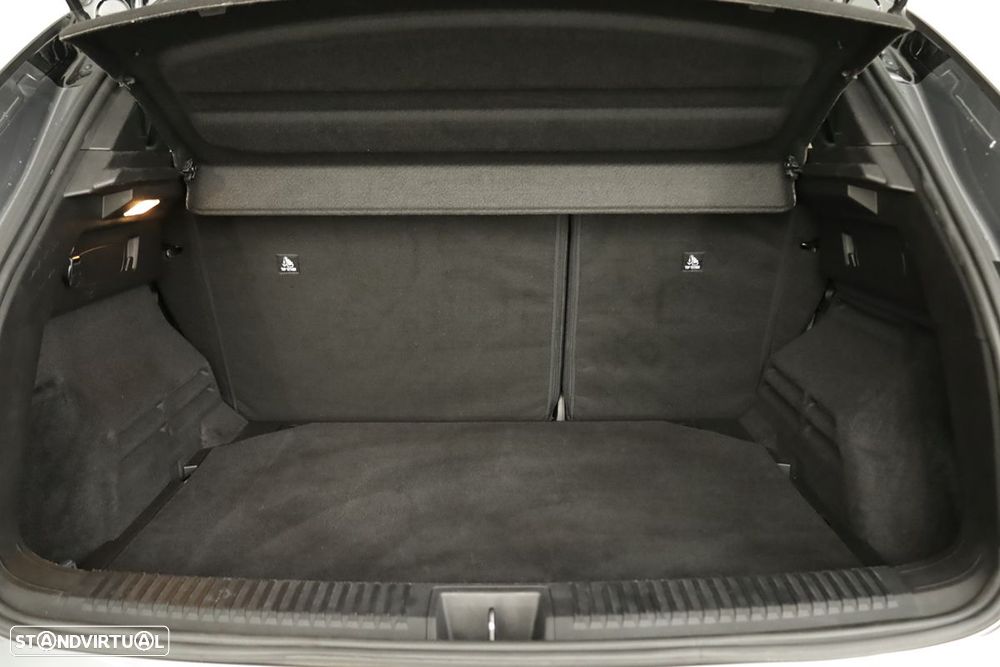 Renault Austral 1.2 E-Tech Techno Espirit - 25