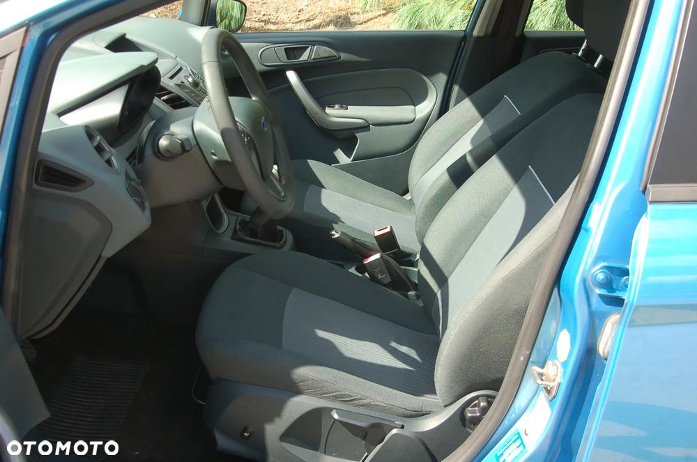 Ford Fiesta 1.25 Ghia EU5 - 11