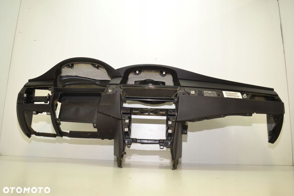BMW E60 E61 DESKA ROZDZIELCZA NA KLUCZYK KONSOLA KOKPIT OE 7063255 - 4
