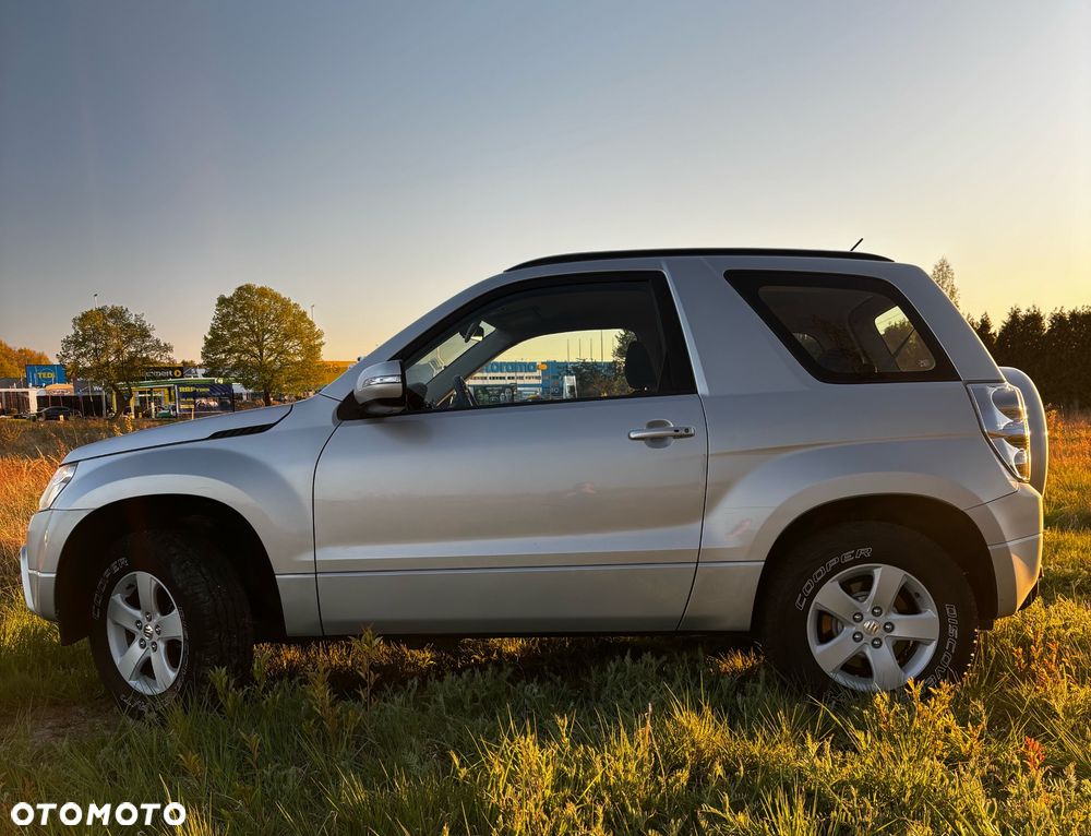 Suzuki Grand Vitara 2.4 Comfort - 2