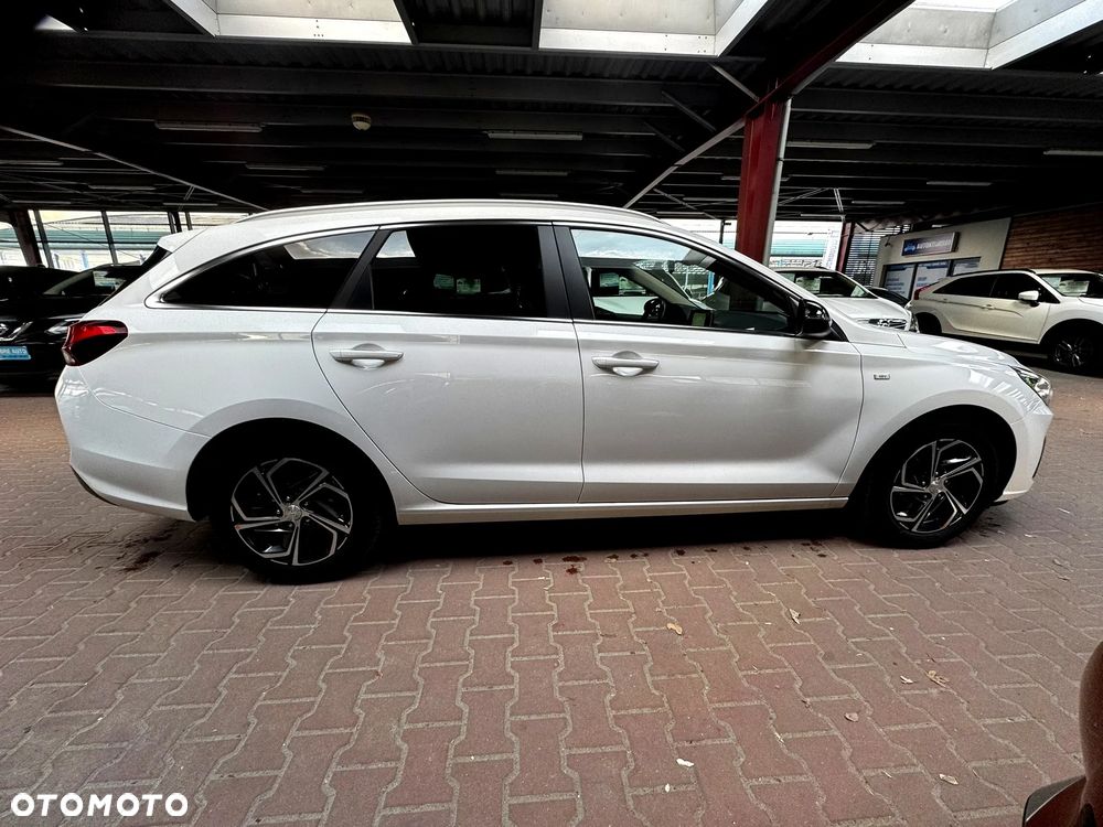 Hyundai i30 1.5 T-GDI 48V Smart - 8