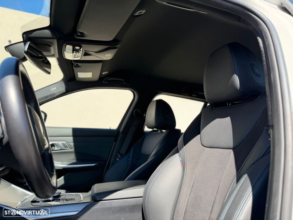 BMW 320 e Pack Desportivo M Auto - 17