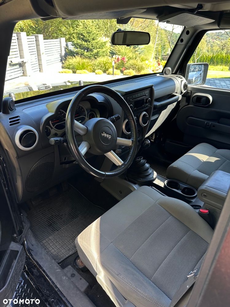 Jeep Wrangler 3.8 Sahara - 14