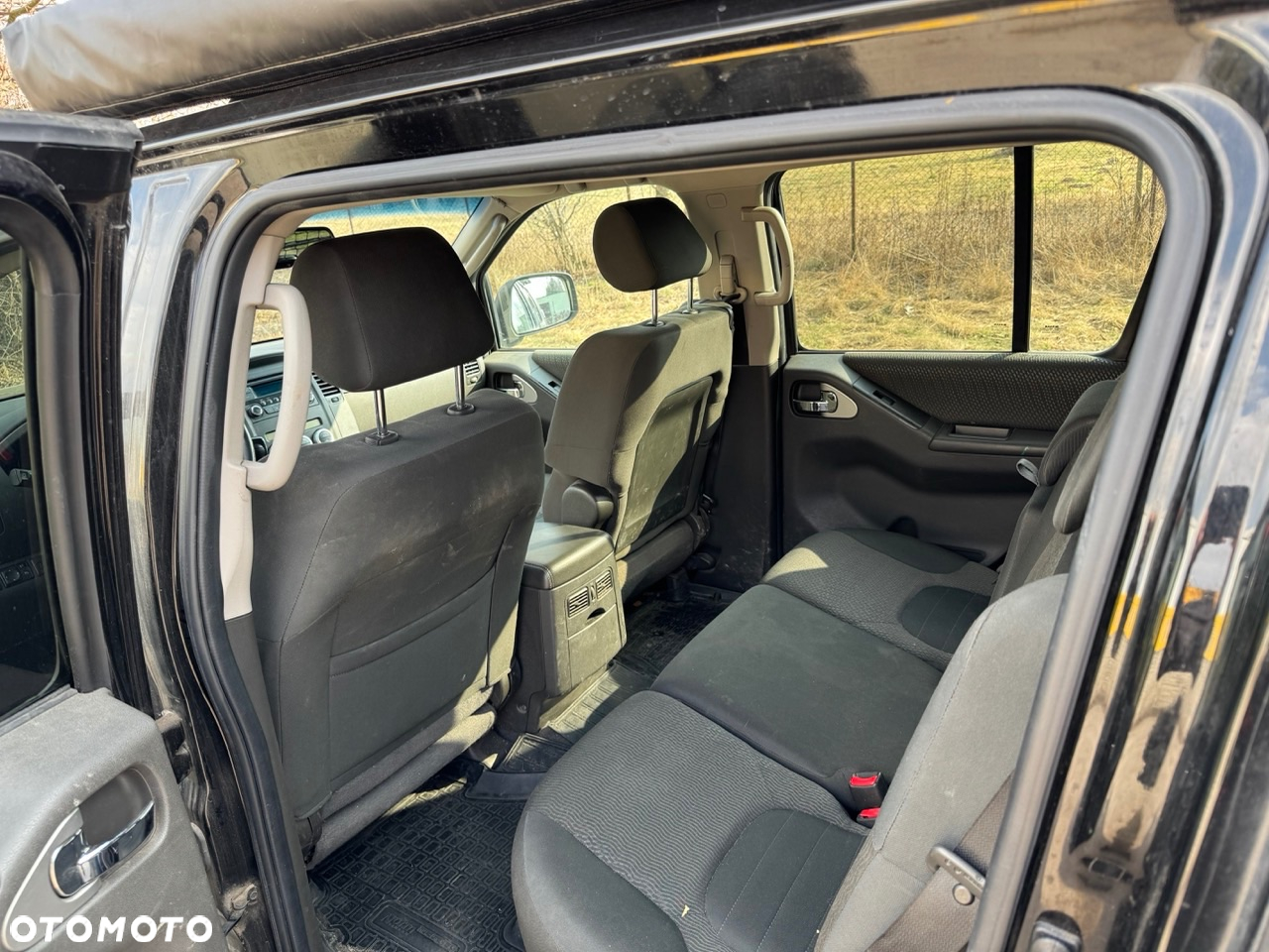 Nissan Pathfinder - 16