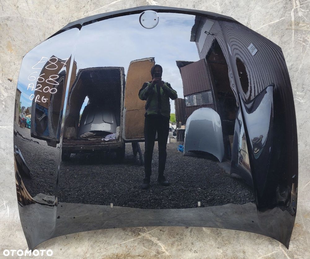 MASKA POKRYWA SILNIKA BMW E81 E82 E87 E88 668 SCHWARZ II ORG LAKIER A200