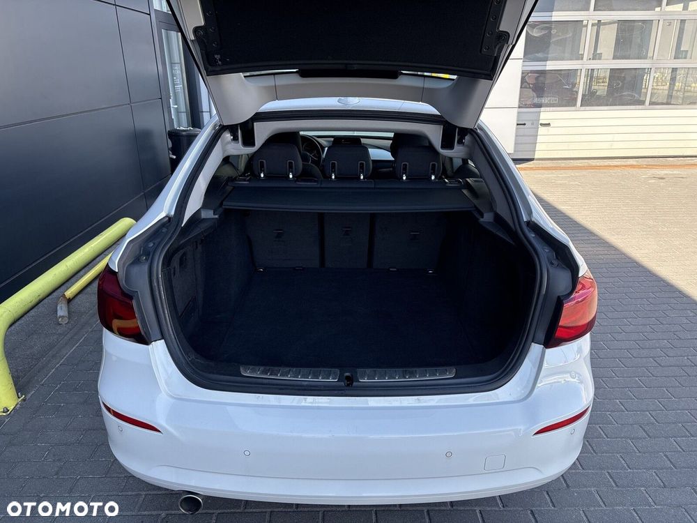 BMW Seria 3 318d Advantage - 26