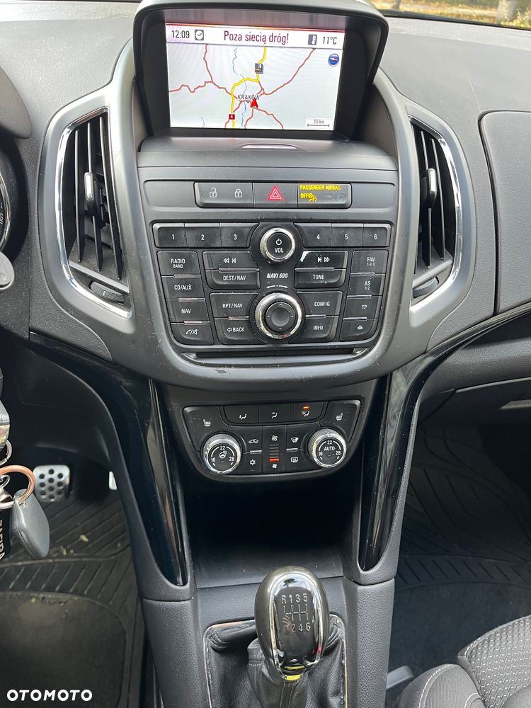 Opel Zafira - 17