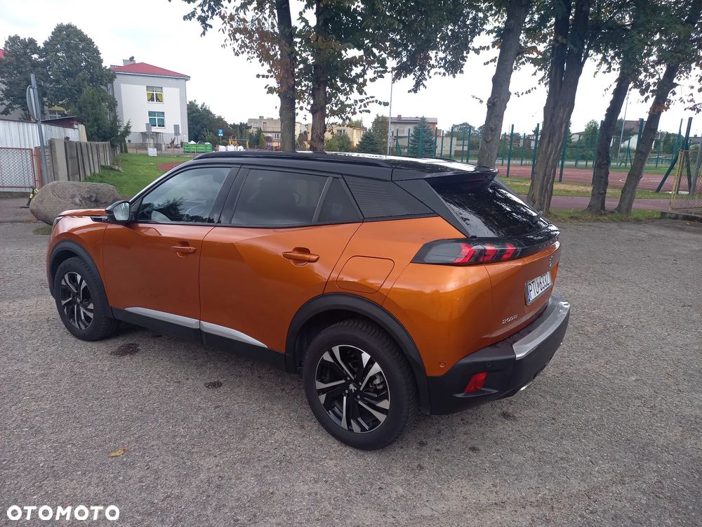 Peugeot 2008 1.2 PureTech GT Line S&S - 9
