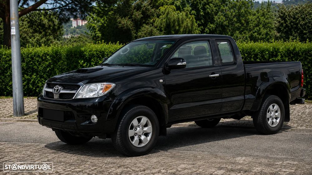 Toyota Hilux 2.5 D-4D 4WD CE AC - 3