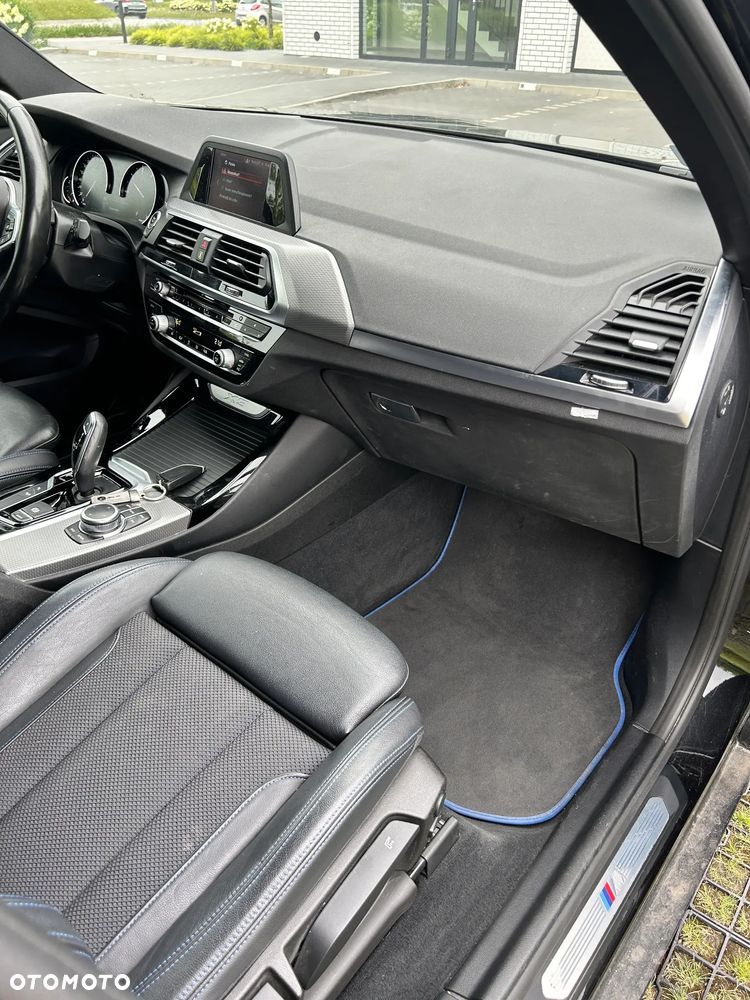 BMW X3 xDrive20d - 30