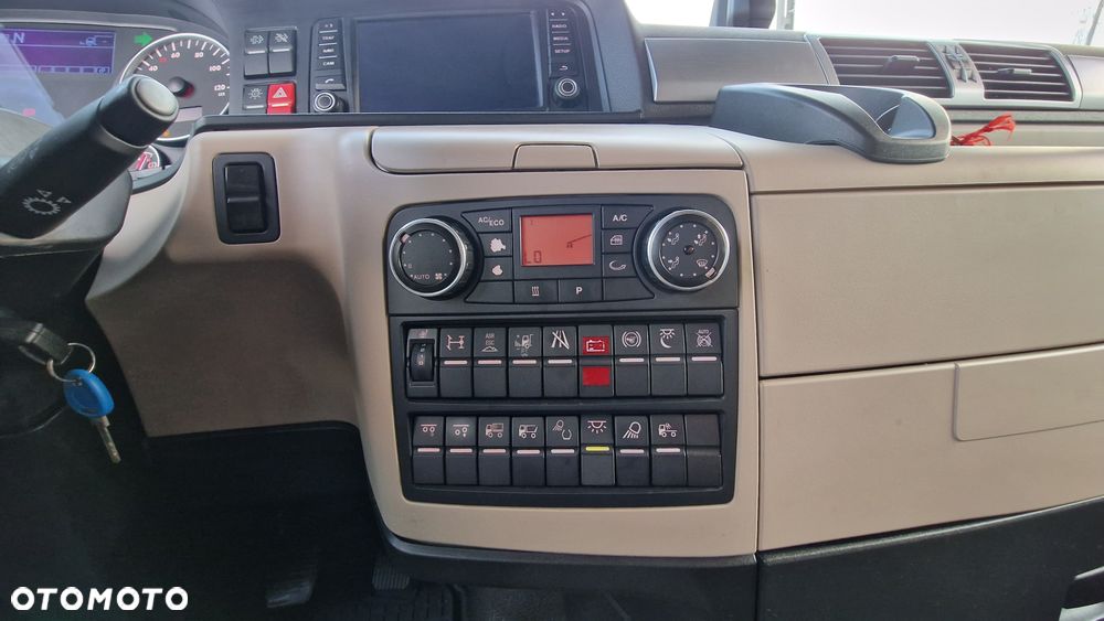 MAN TGX *26 420*26 460*CHŁODNIA*MROŹNIA*IZOTERMA*KONTENER*WINDA*PODPIĘCIE STACJONARNE*TGS*TGM*SCANIA*VOLVO*MERCEDES*AUTOMAT*SUPER STAN*18*12*ZAMIANA NA SUV-OSOBOWY**ZAMIENIE MOŻE BYĆ DROŻSZY - 11