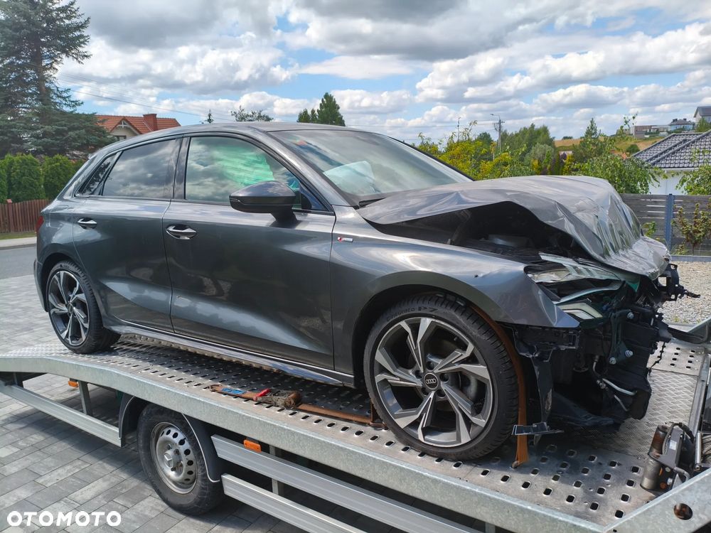 Audi A3 Sportback - 2