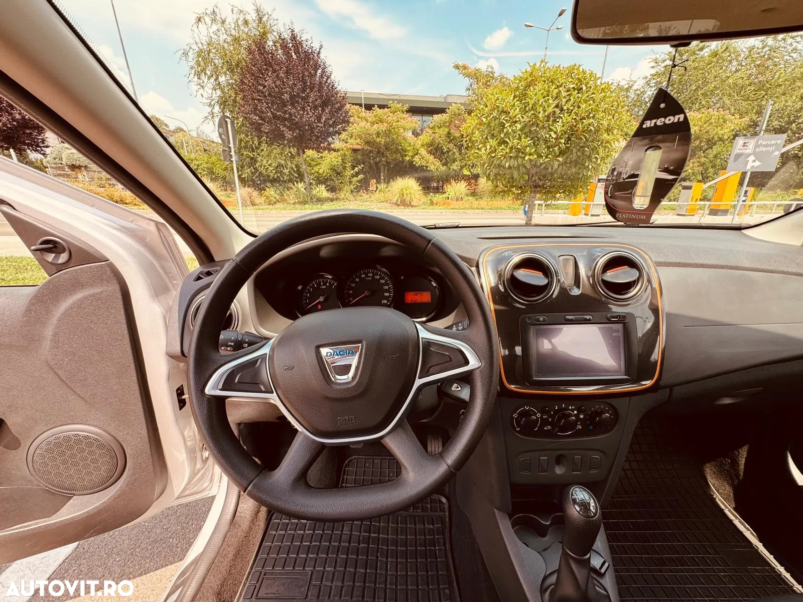 Dacia Logan MCV SCe 75 Laureate - 14