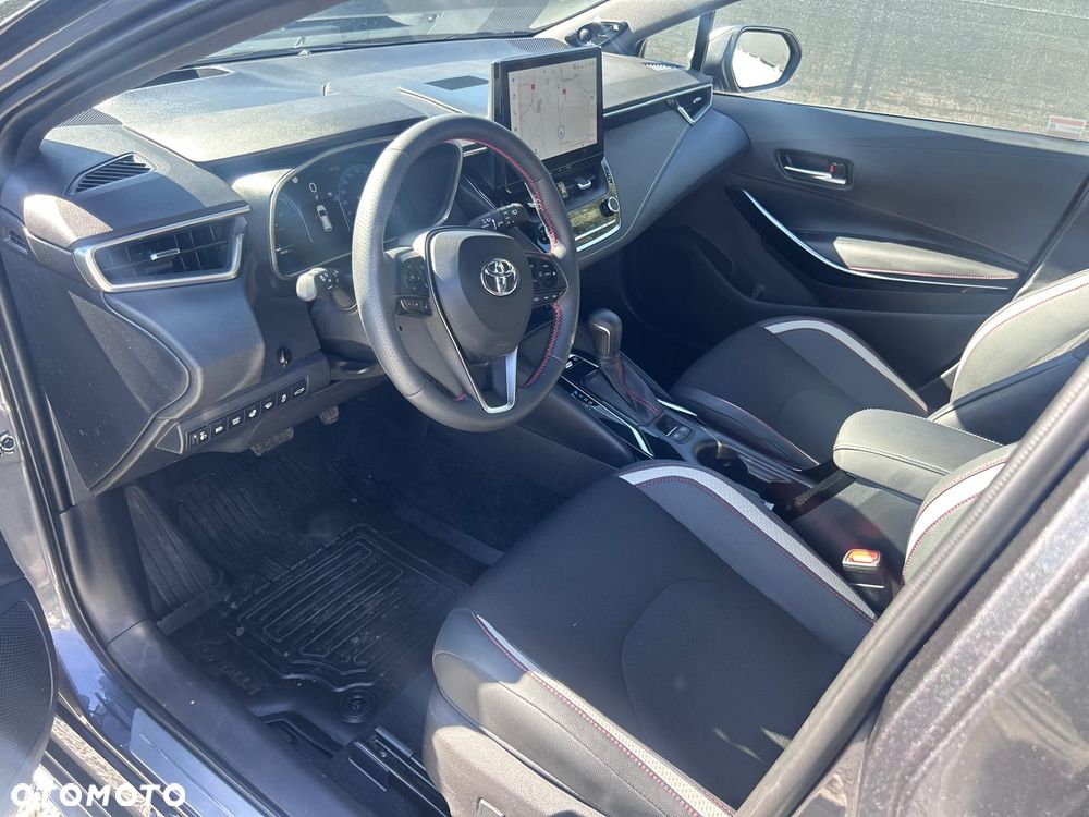 Toyota Corolla 2.0 Hybrid GR Sport - 9