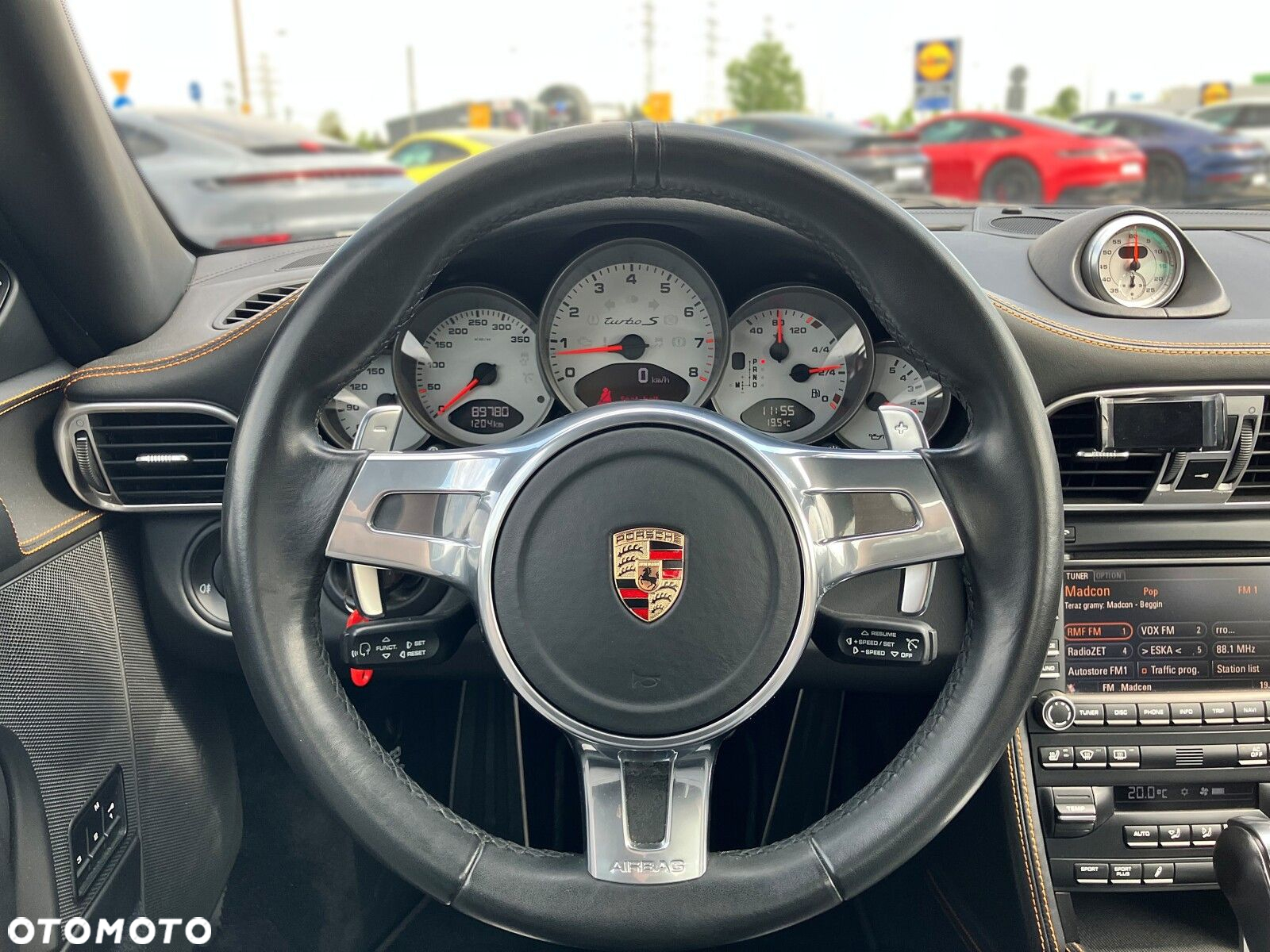 Porsche 911 - 25