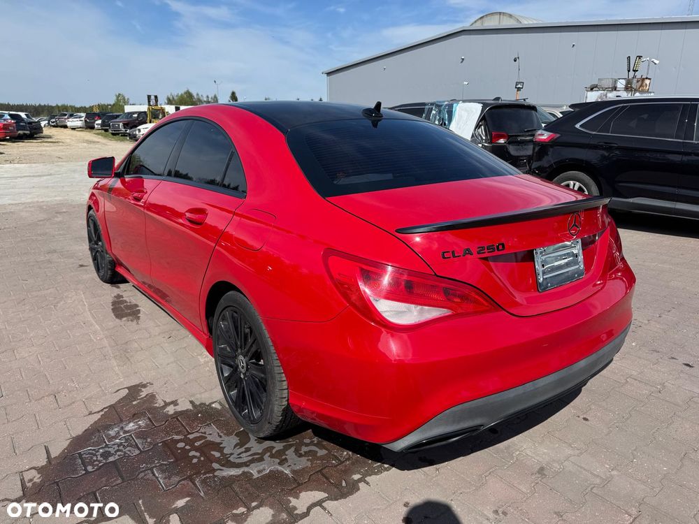 Mercedes-Benz CLA 250 7G-DCT - 3