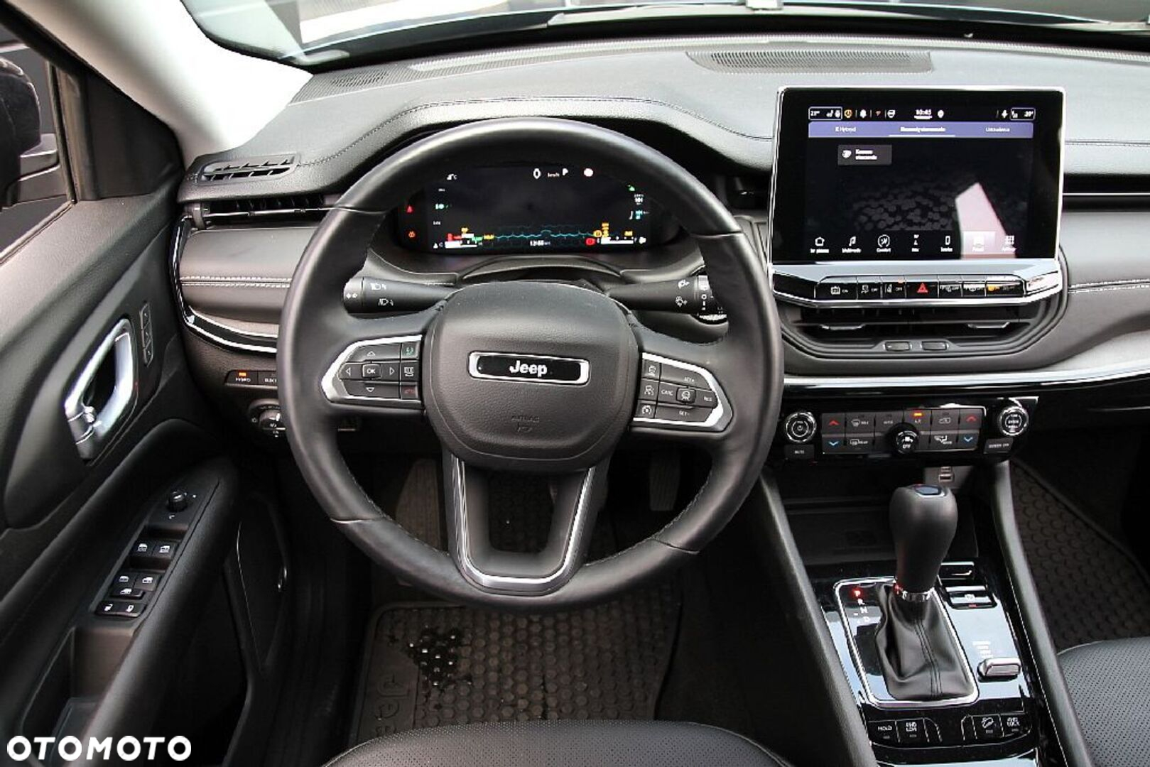 Jeep Compass - 14