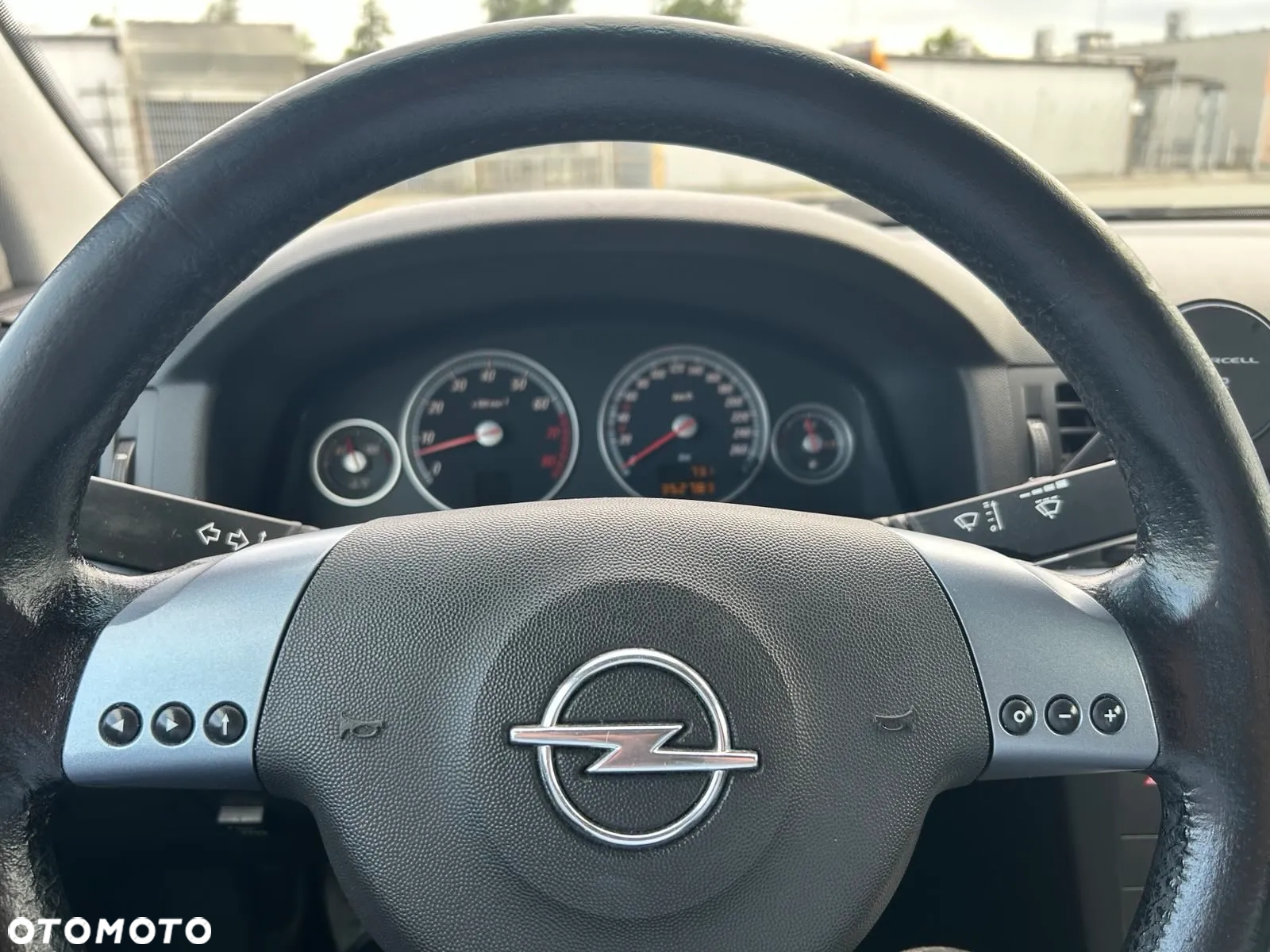 Opel Vectra 3.2 V6 - 13