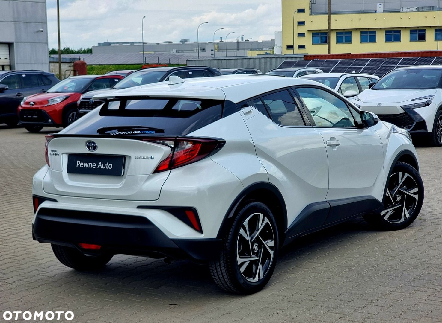 Toyota C-HR - 11