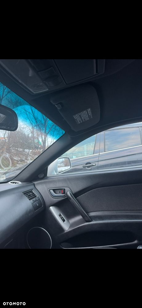 Hyundai Coupe - 12