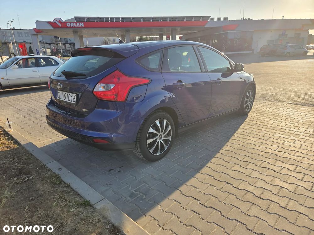 Ford Focus 1.0 EcoBoost Titanium - 4