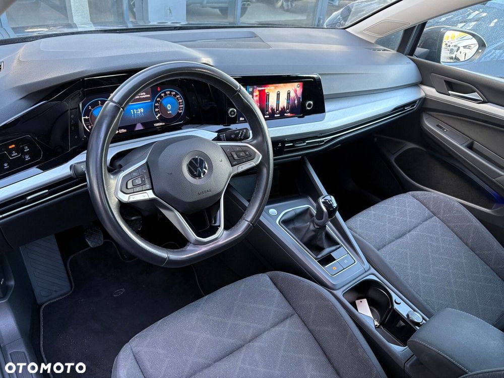 Volkswagen Golf - 12