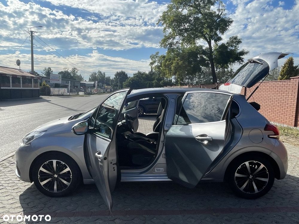 Peugeot 208 1.2 PureTech GPF Allure S&S EAT6 - 7