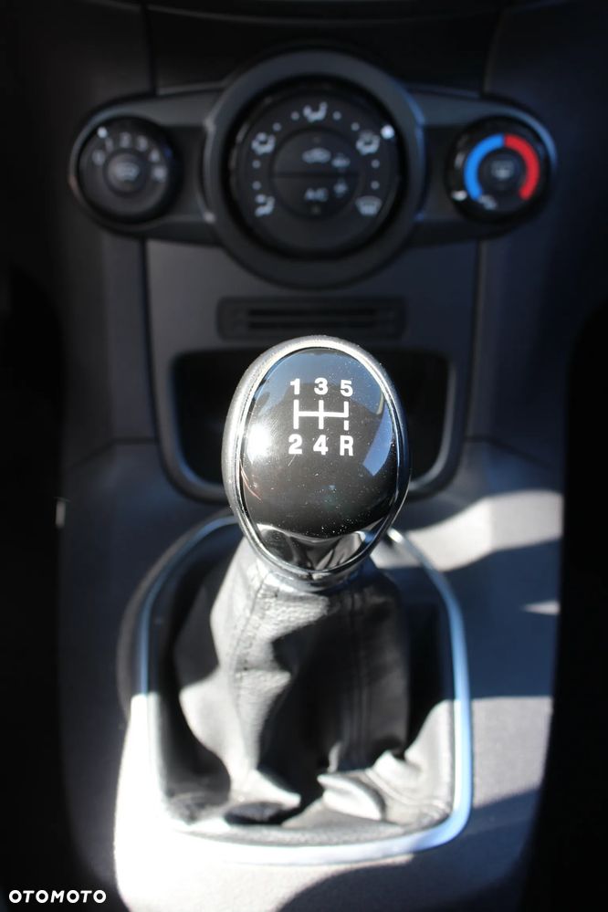 Ford Fiesta 1.25 Trend - 27