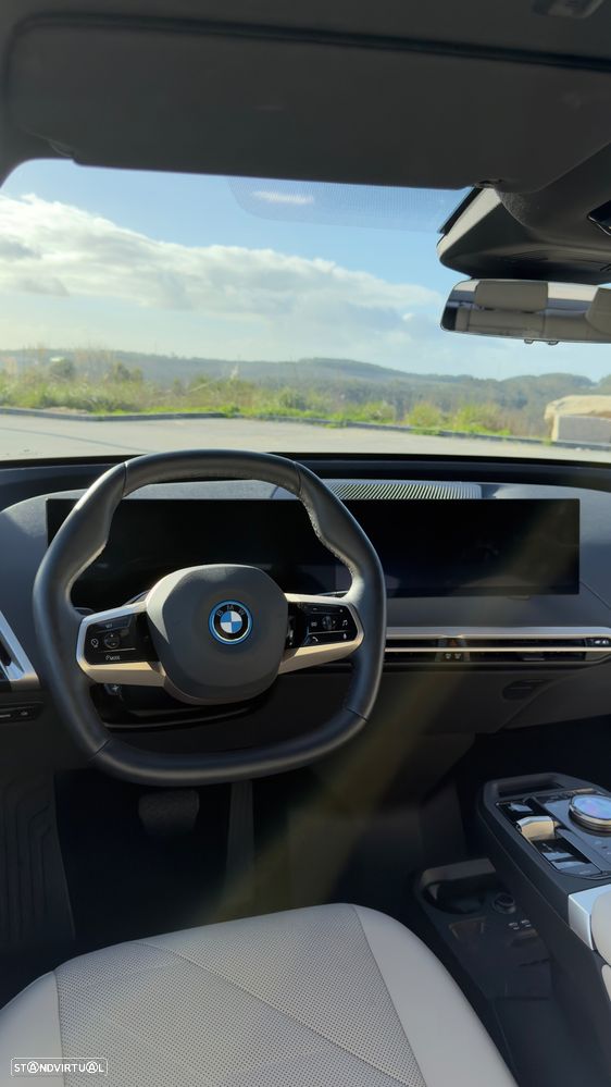 BMW iX xDrive 50 - 45