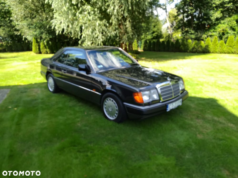Mercedes-Benz W124 (1984-1993) - 12