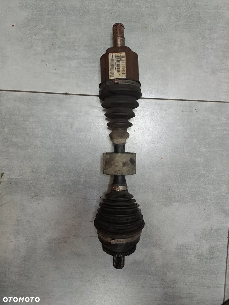 PÓŁOŚ LEWA VOLVO S80 2.5T  P8689222