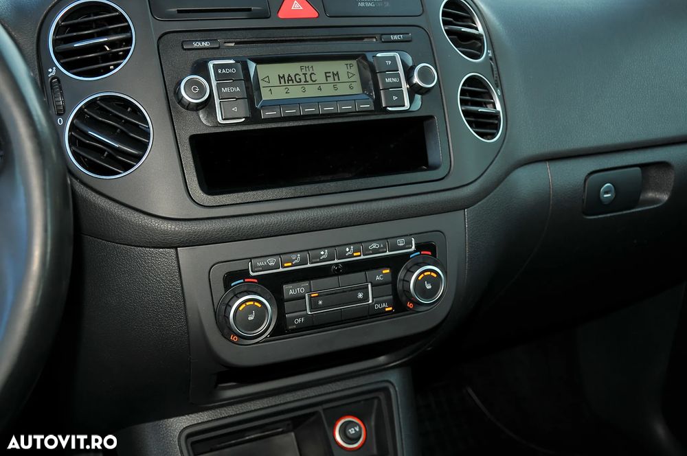 Volkswagen Golf Plus 1.6 DSG Comfortline - 6