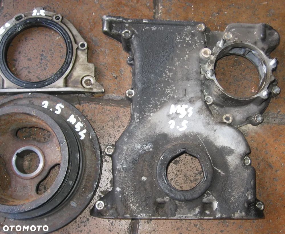 termostat obudowa rozrządu koło pasowe BMW M54 2.5 E46 E39 - 2