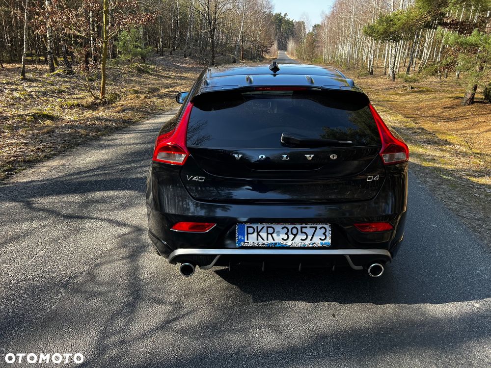 Volvo V40 D4 Drive-E R-Design Summum - 5