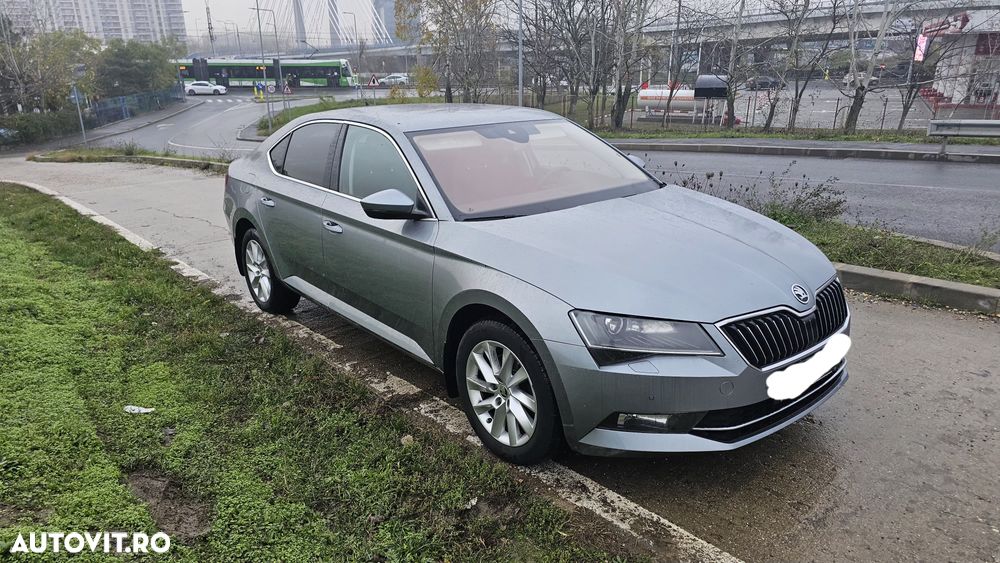 Skoda Superb 2.0 TDI Ambition - 3
