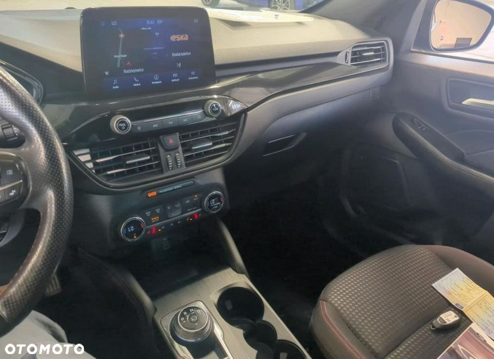 Ford Kuga - 6