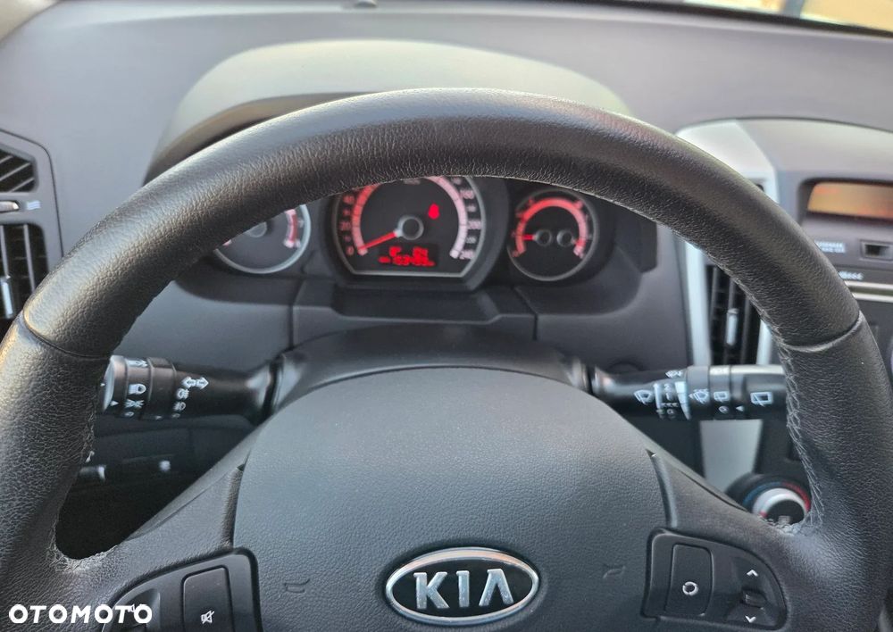 Kia Ceed 1.4 CVVT Attract - 29