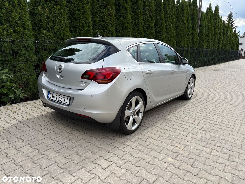 Opel Astra 1.6 T Sport - 6