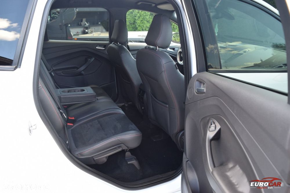 Ford Kuga 2.0 TDCi AWD ST-Line - 17
