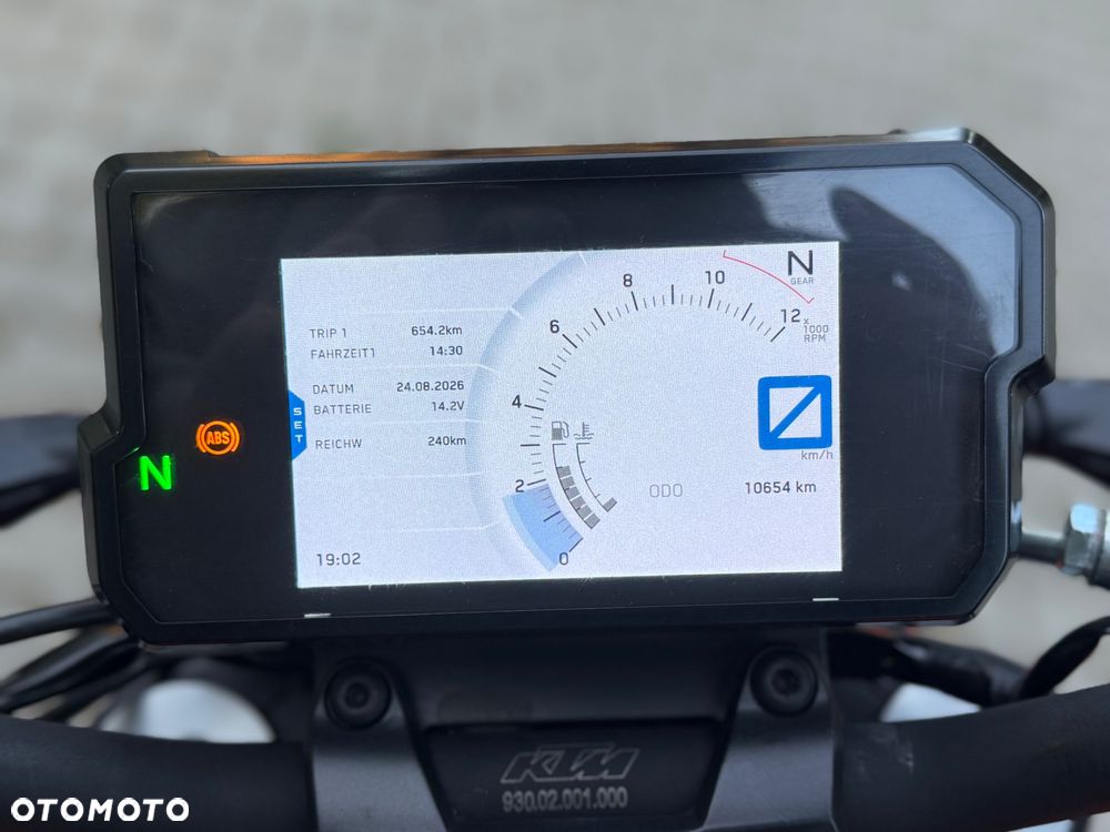 KTM Duke 125 - 18
