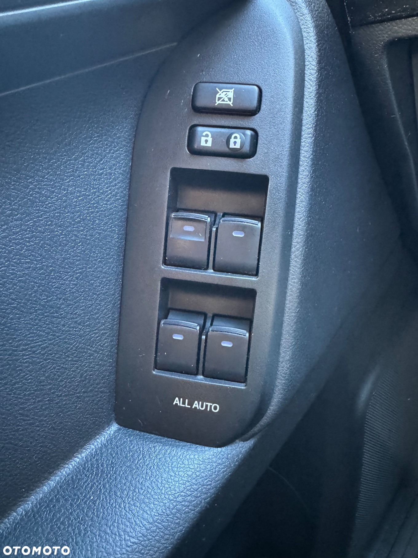 Toyota Land Cruiser LC 2.8 D-4D Prado - 6
