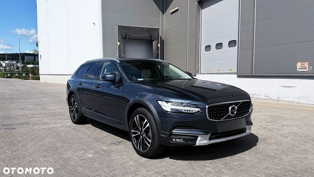 Volvo V90 Cross Country D5 AWD - 4