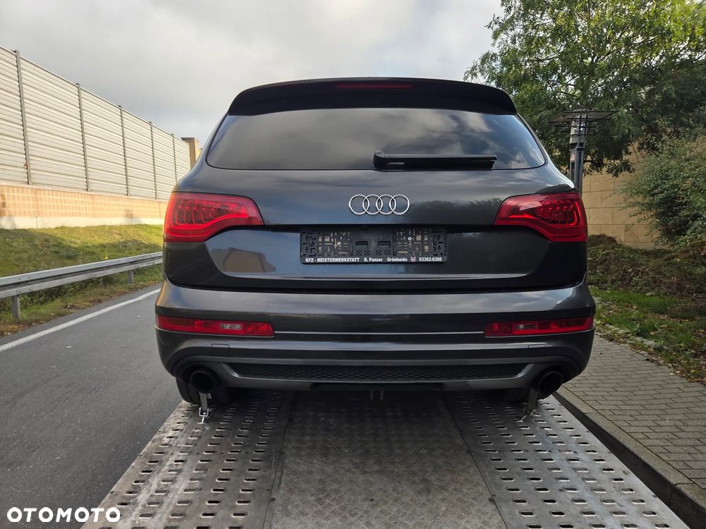 Audi Q7 - 3