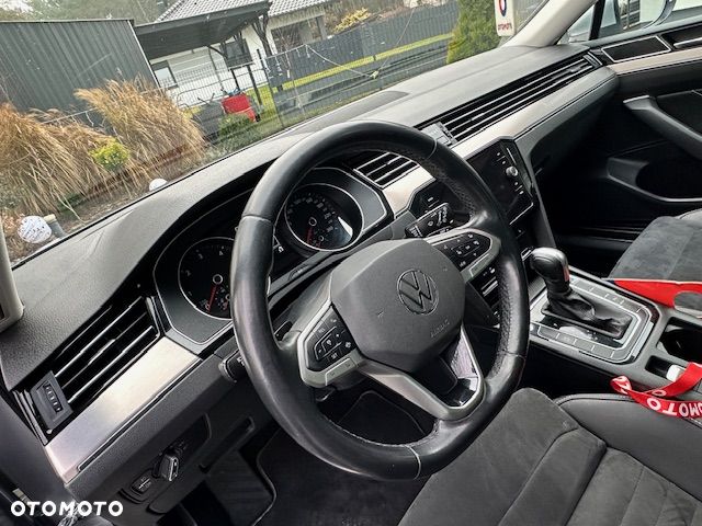 Volkswagen Passat 2.0 TDI SCR DSG Highline - 11