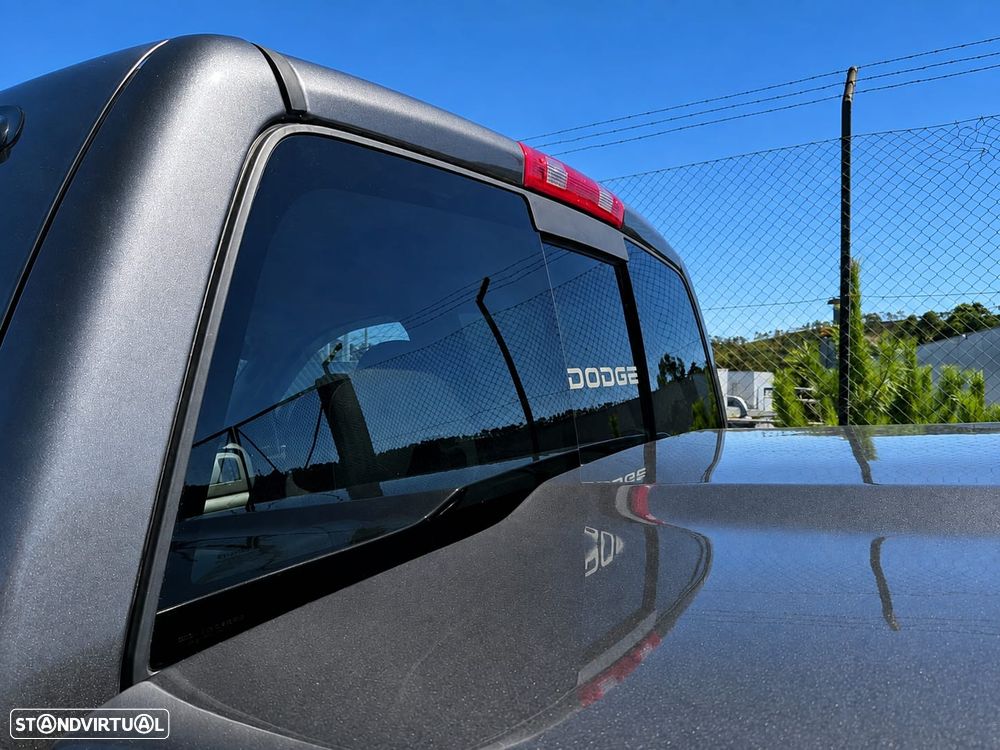 Dodge RAM - 4
