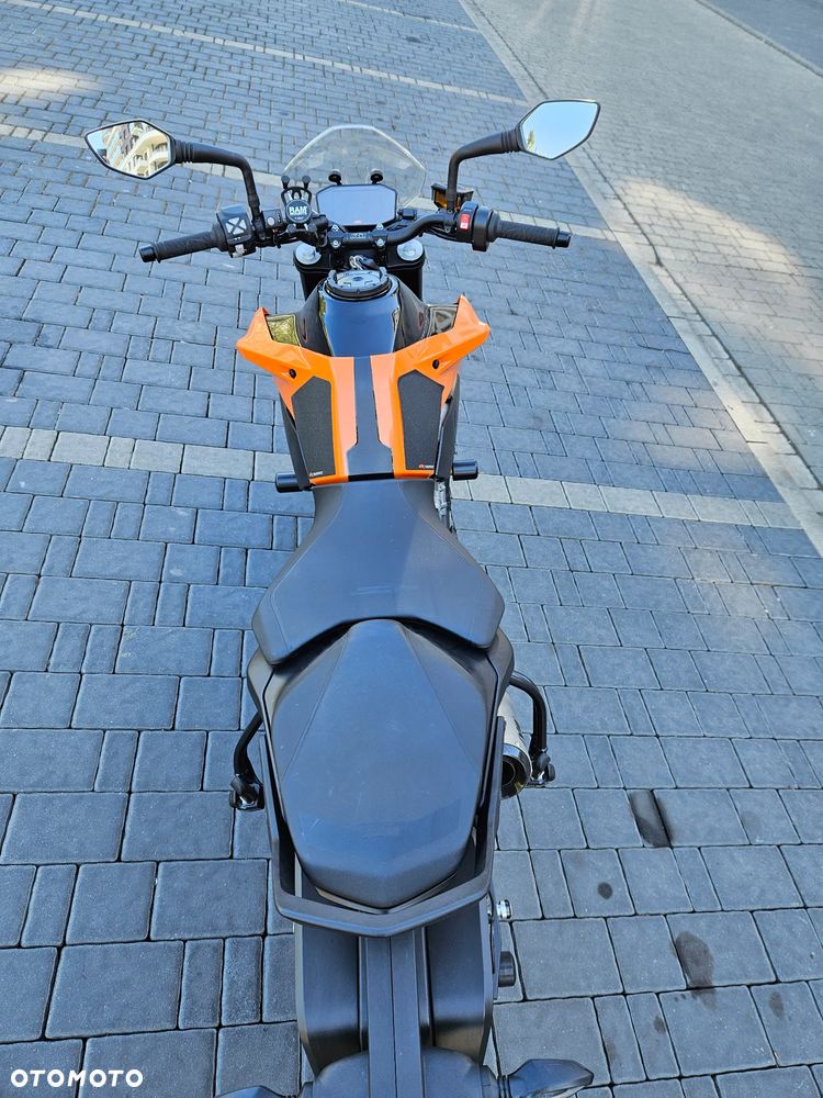KTM Duke 790 - 22