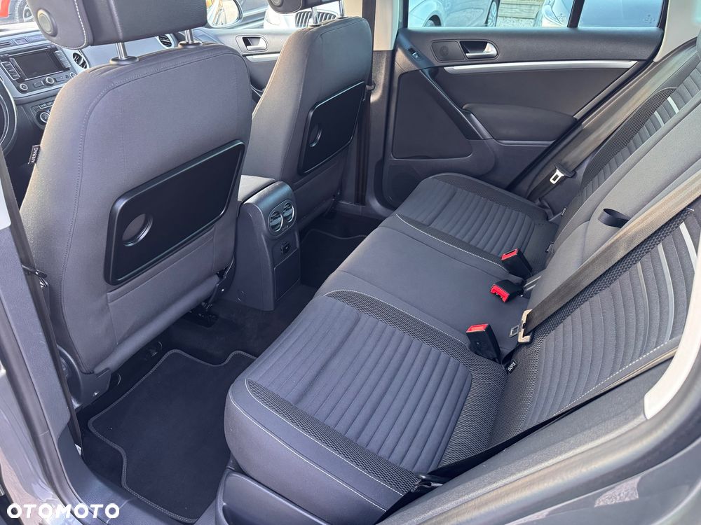 Volkswagen Tiguan 2.0 TDI DPF BlueMotion Technology Cup Sport & Style - 24