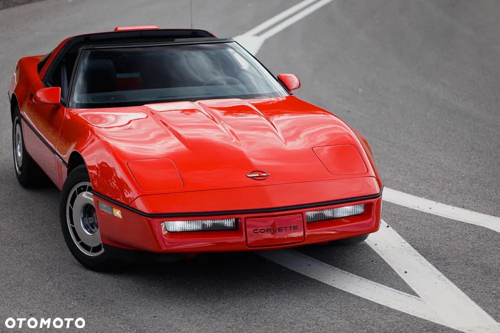 Chevrolet Corvette - 1