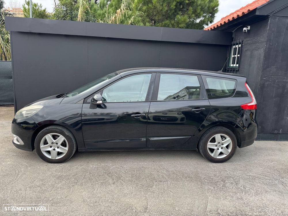 Renault Grand Scénic - 8